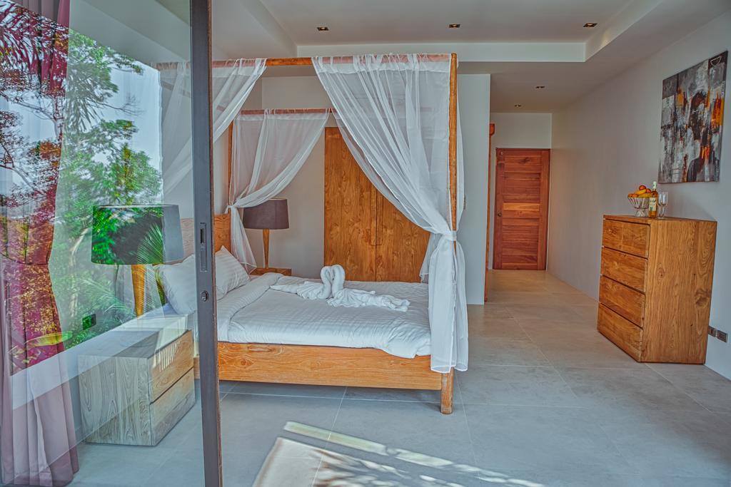 Fully Serviced Grand Villa Luxury Time Phuket Praia de Bang Tao Exterior foto