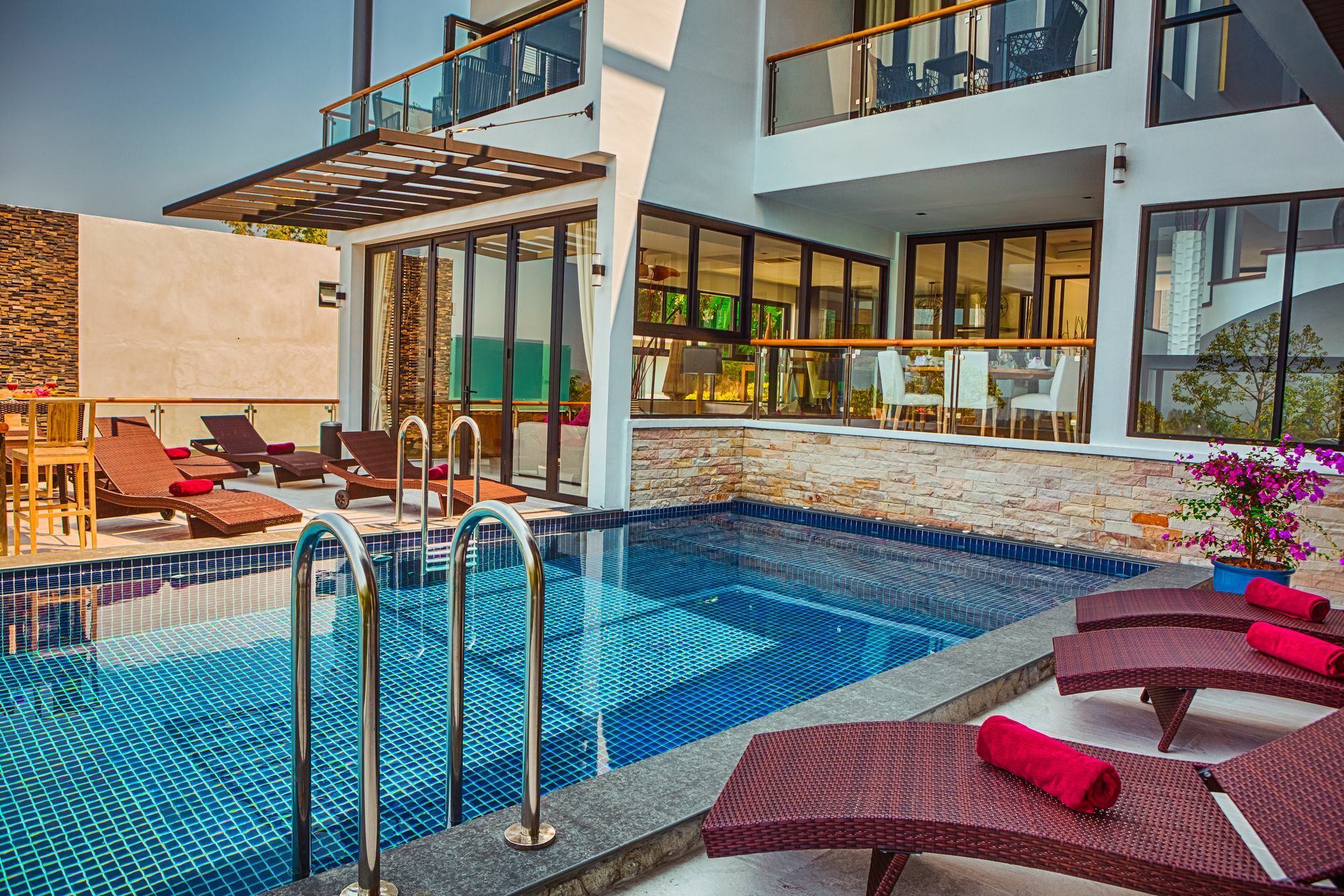 Fully Serviced Grand Villa Luxury Time Phuket Praia de Bang Tao Exterior foto