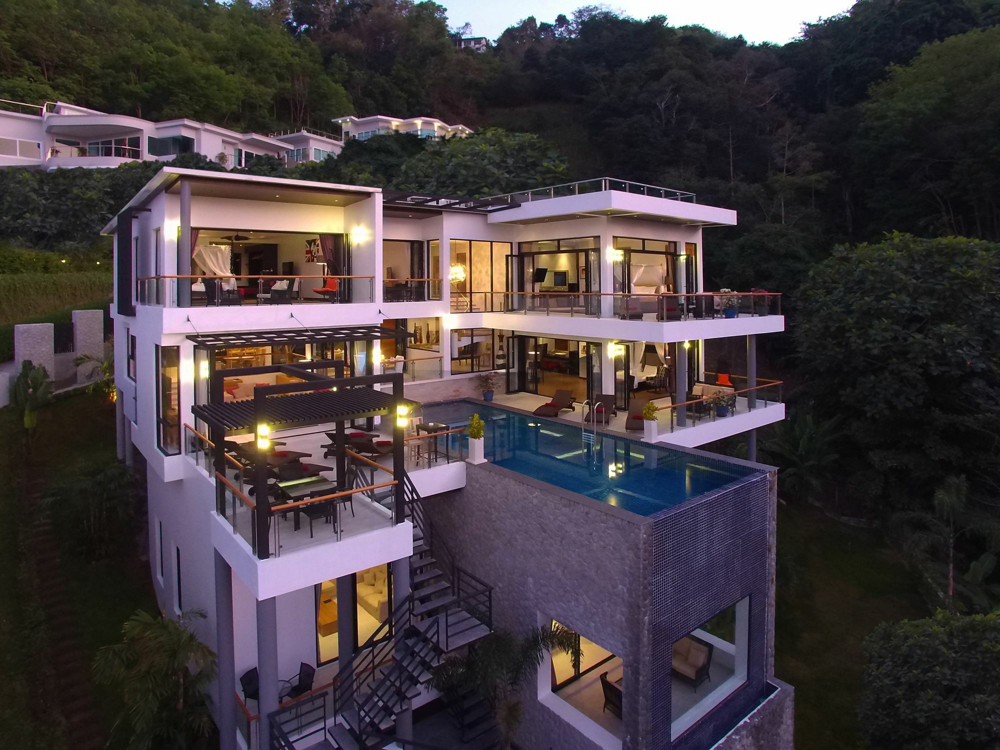Fully Serviced Grand Villa Luxury Time Phuket Praia de Bang Tao Exterior foto